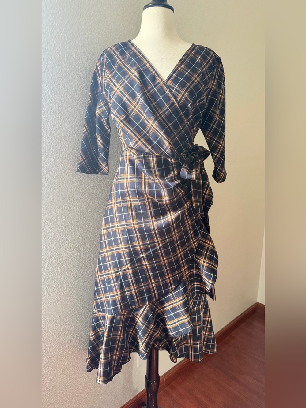 eshakti Navy and Gold Plaid Wrap Midi Dress Size S-M